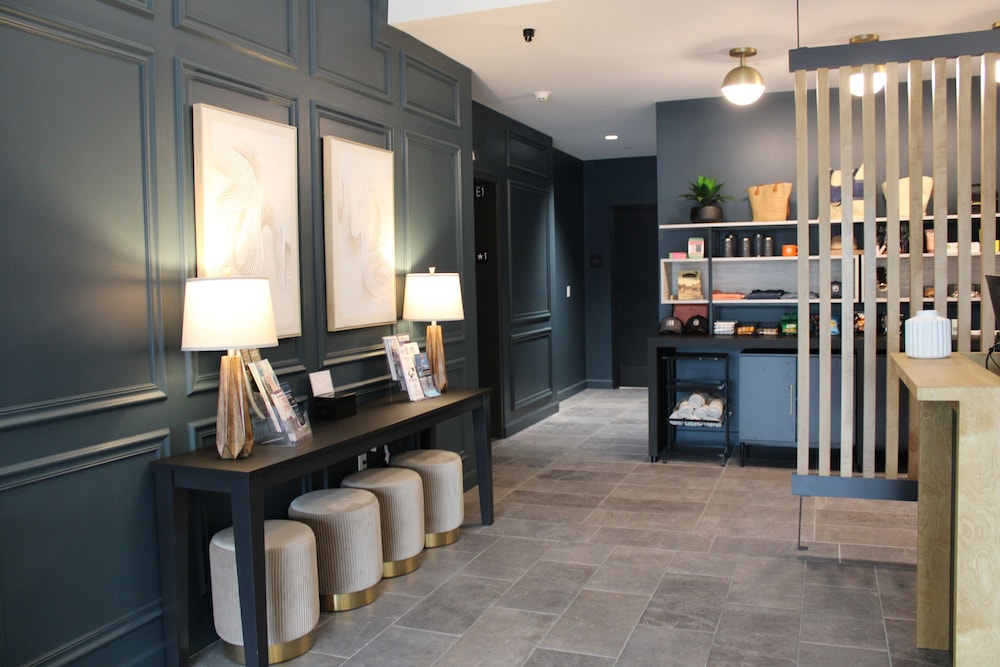 Os Hotel in Ocean Springs, United States