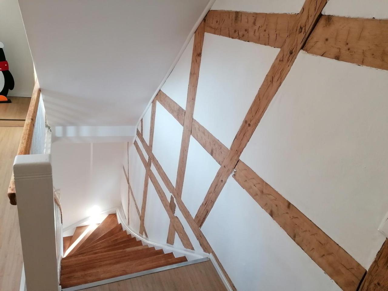 FeWo im Lehm Fachwerkhaus Erfurt mit 3 einzelnen Schlafzimmern je mit TV — 4-Star Luxury Hotel in Erfurt, Germany