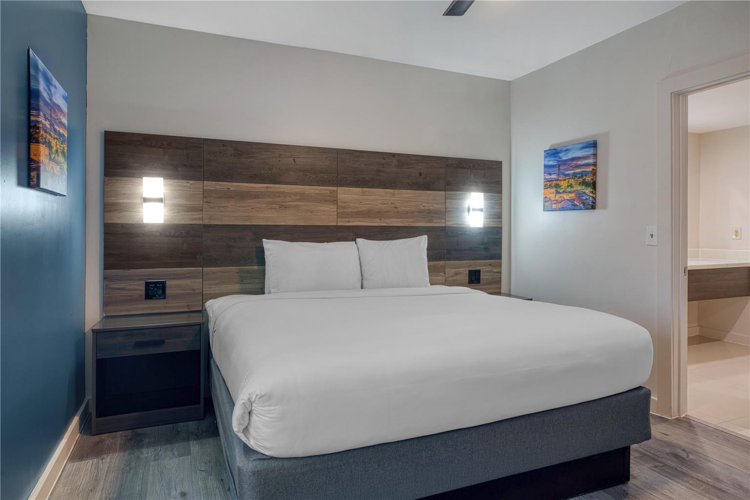 hom hotel suites Trademark Collection by Wyndham - photo 12