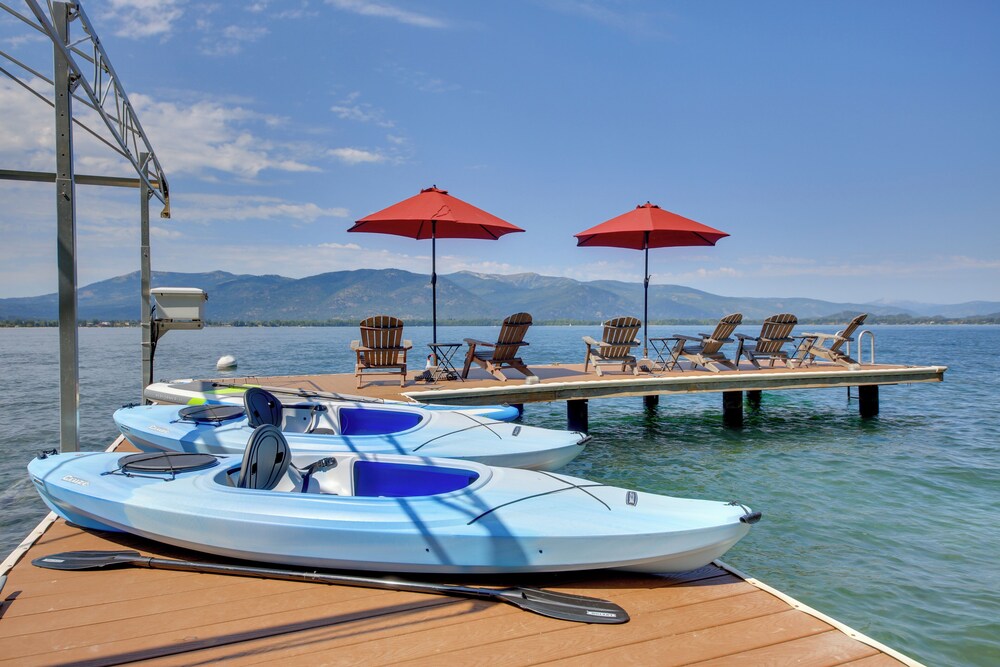 Sandpoint Waterfront Getaway on Lake Pend Oreille in Dover, United States