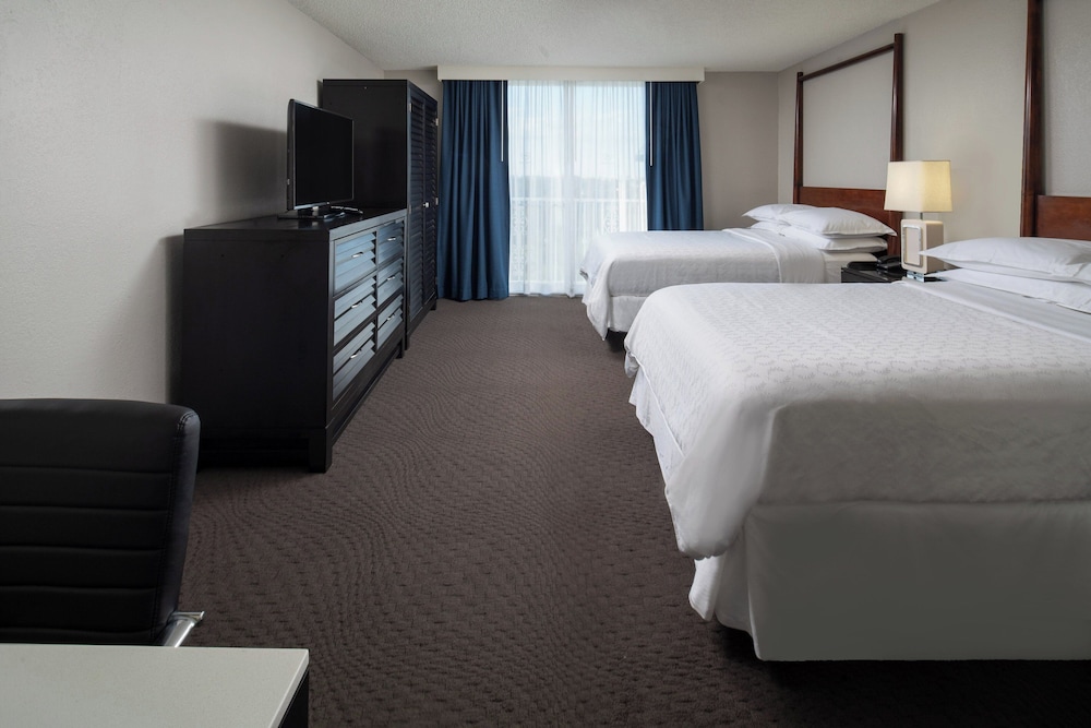 Sheraton Suites Fort Lauderdale at Cypress Creek - photo 7
