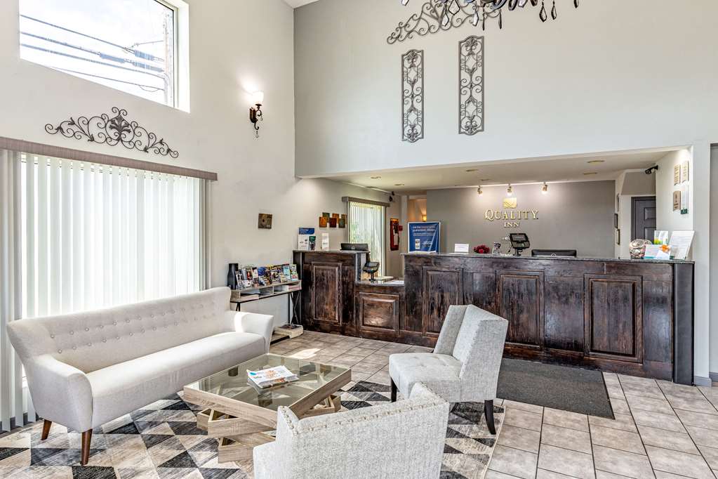 Quality Inn Branson Hwy 76 Central - photo 3