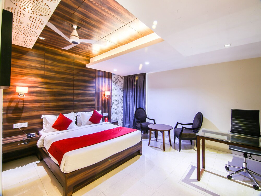 OYO 5561 Hotel Cambean in Durg, India