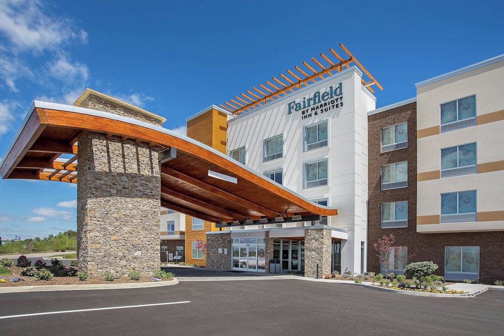 Fairfield Inn & Suites by Marriott Pigeon Forge - featured photo