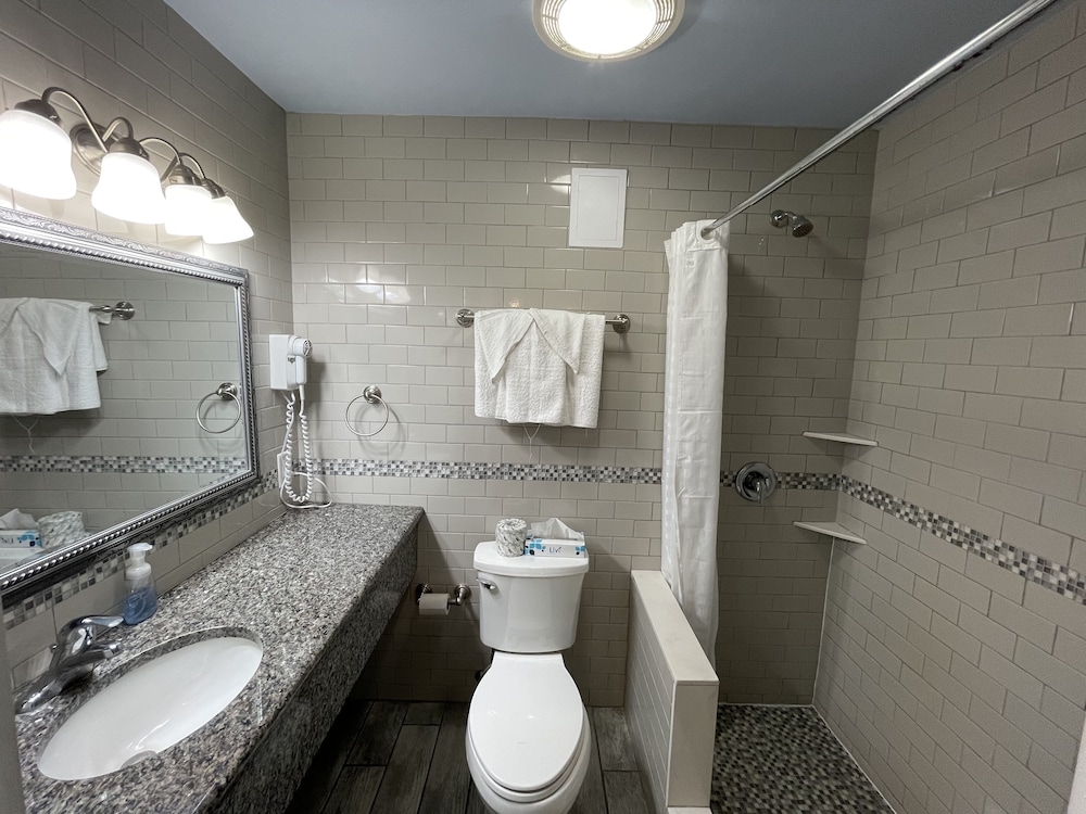 Rio Motel and Suites - photo 37