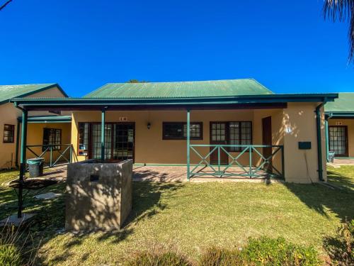 Pandleberry - carbon neutral hotel in Warmbaths