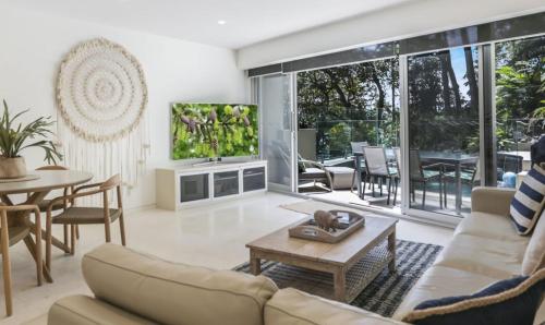 Little Cove Court Apt 4 — 4-Star Luxury Hotel in Noosa Heads, Australia