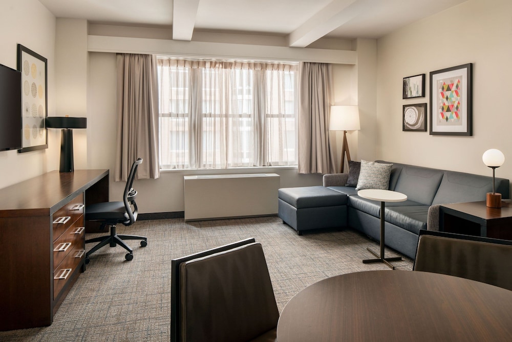 Residence Inn by Marriott New York Manhattan Midtown East - photo 31