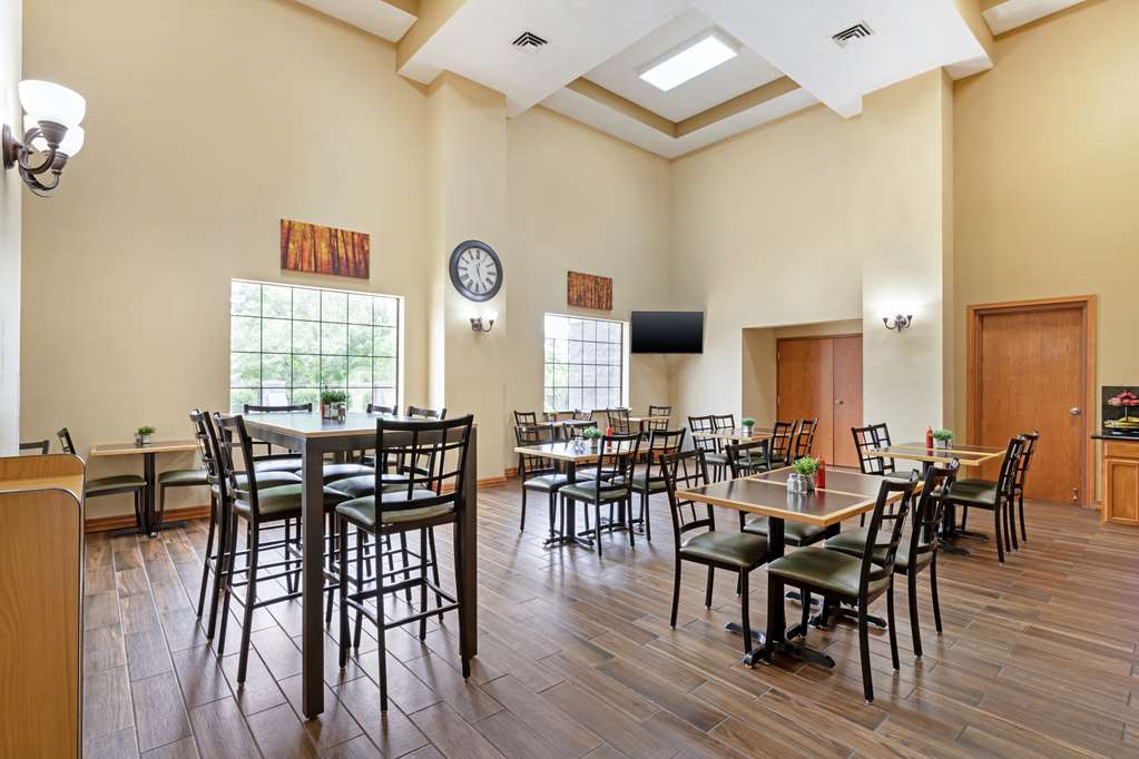 Best Western Locust Grove Inn & Suites - photo 9