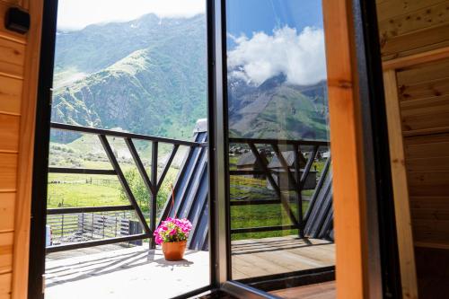 Kokhta Cottage Kazbegi 2