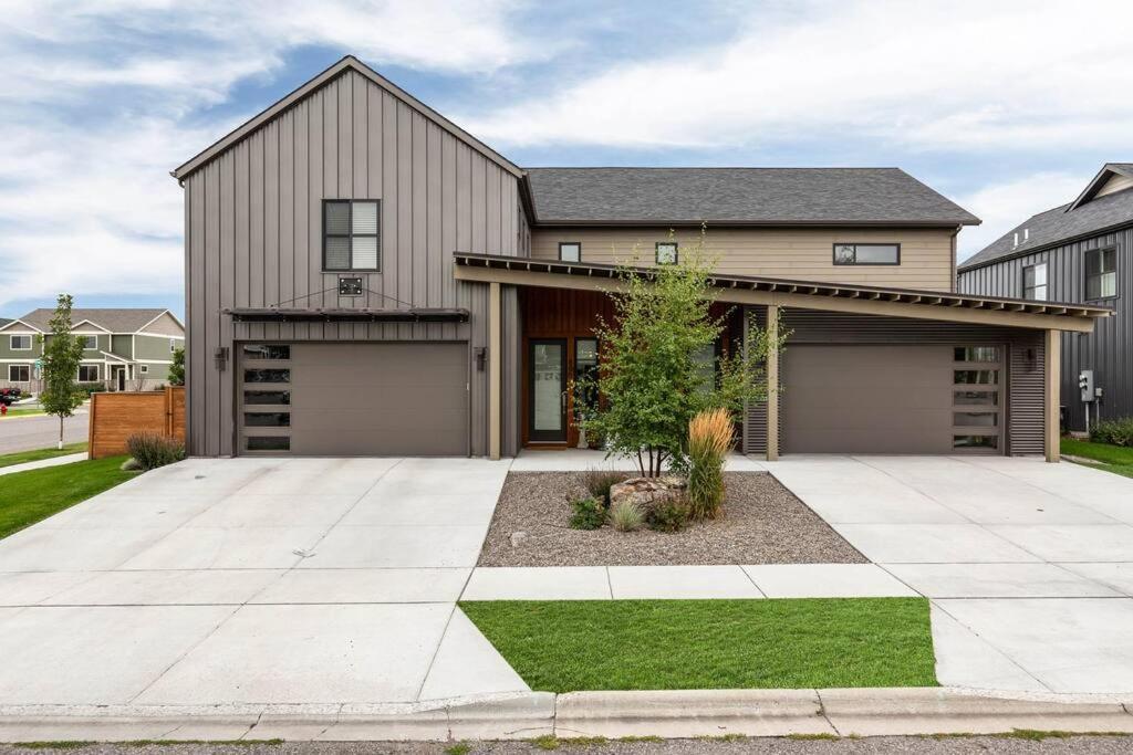 Luxury Townhome on the Park with Bridger Mtn Views in Bozeman, United States