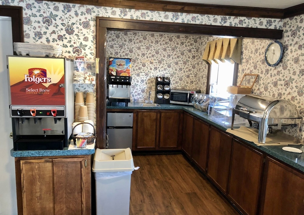 adoba hotel Lockview - photo 3