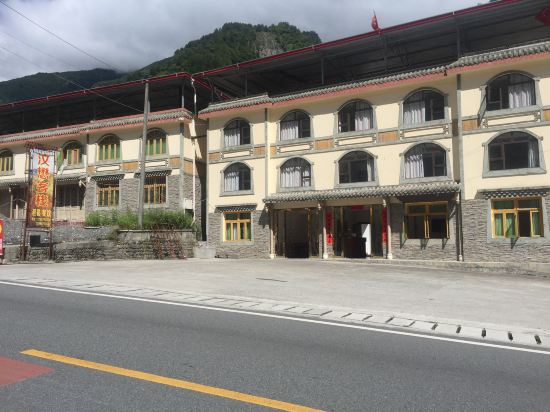 Wenmao Hotel — hotel in Weizhou
