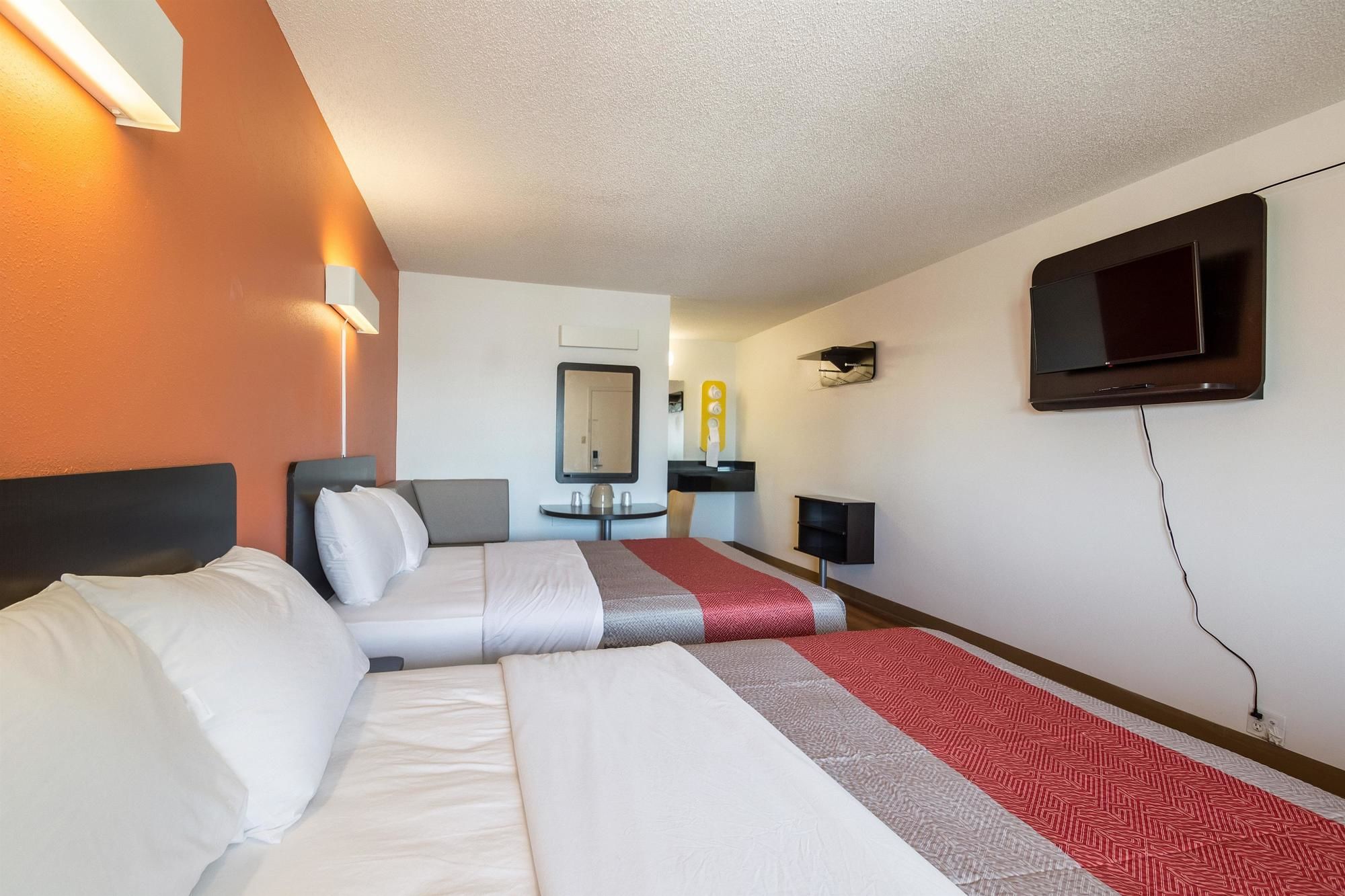Motel 6 Indianapolis IN South - photo 21