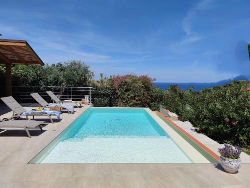 Panoramic Villa 200m from the Sea with Heated Pool & Whirpool — 4-Star Luxury Hotel in Terrasini, Italy