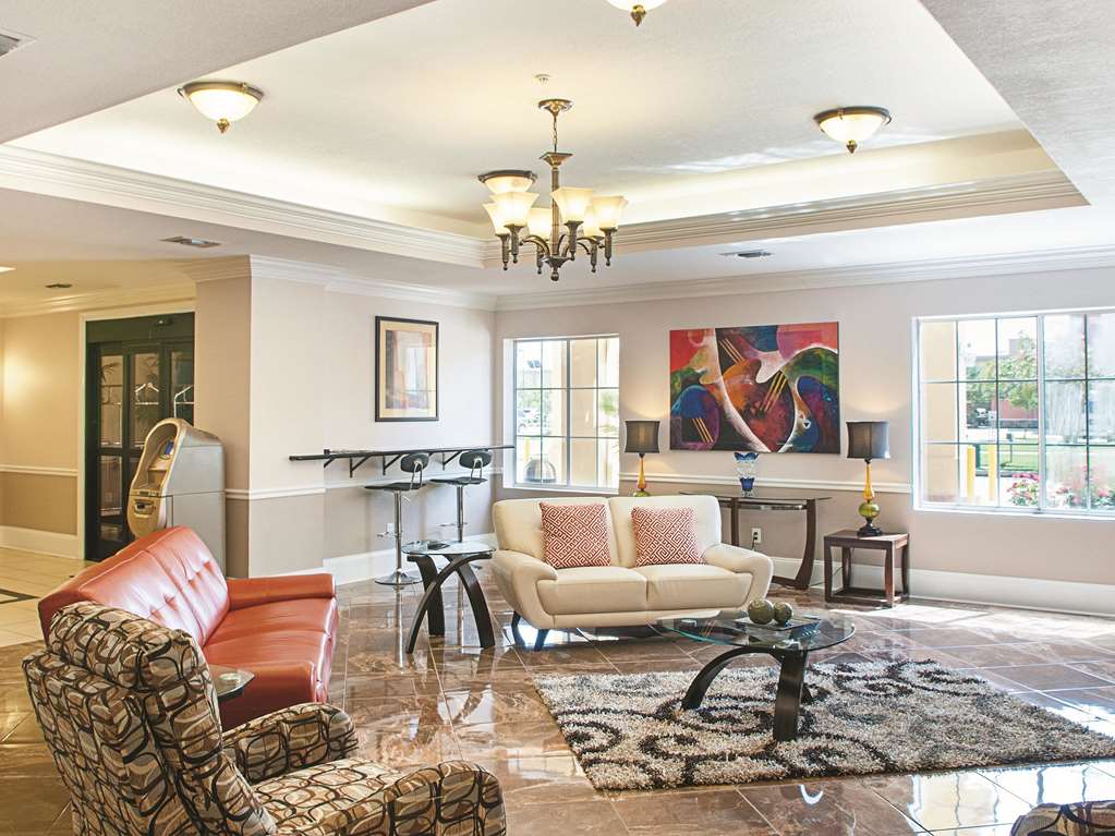 La Quinta Inn & Suites by Wyndham Slidell North Shore Area - photo 3