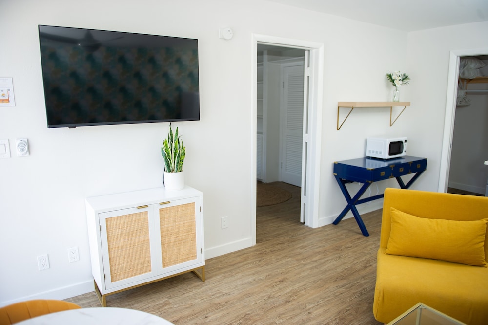 Sunburst Inn - photo 12