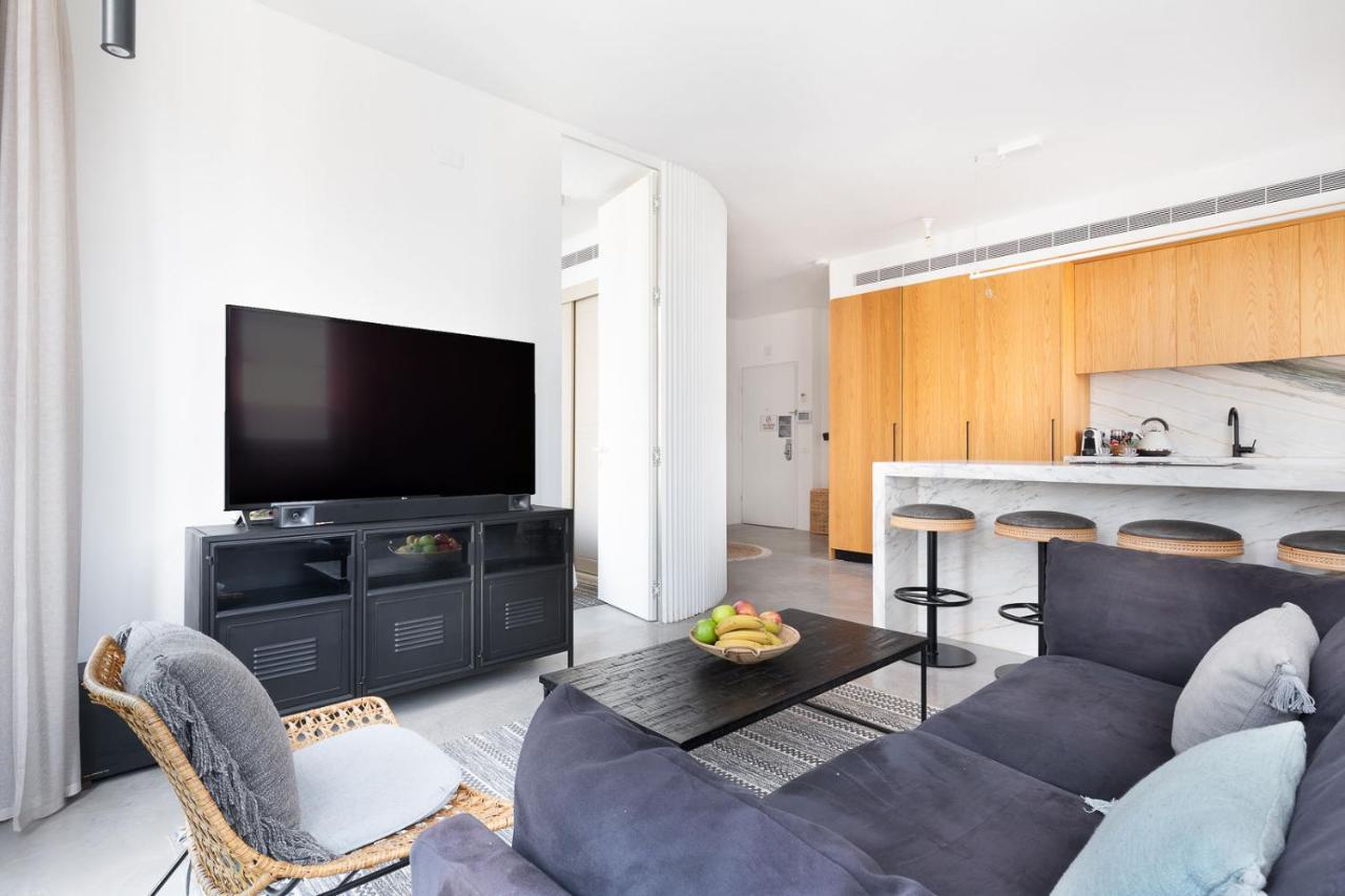 Eclectic Vision By Tlv2rent — 4-Star Luxury Hotel in Tel Aviv, Israel