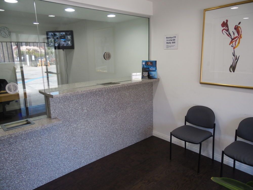 Ec Motel - photo 4