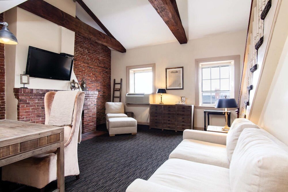 Garrison Inn Boutique Hotel - photo 24
