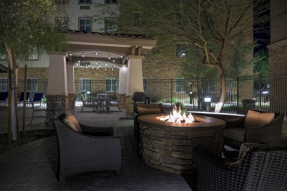Holiday Inn Express & Suites Phoenix East Gilbert by IHG - photo 36