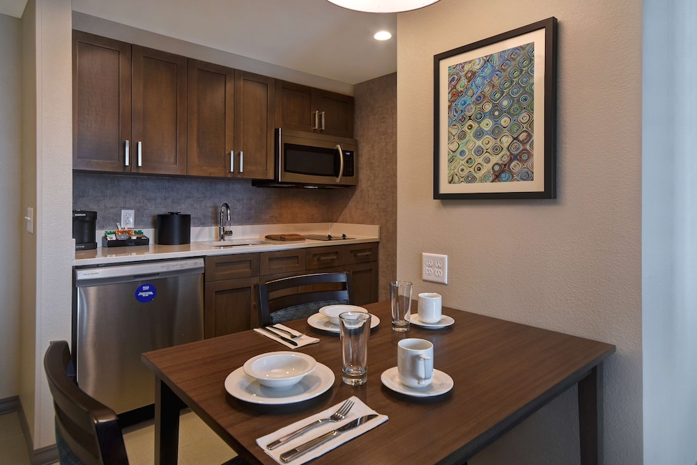Homewood Suites by Hilton Orlando at Flamingo Crossings - photo 12