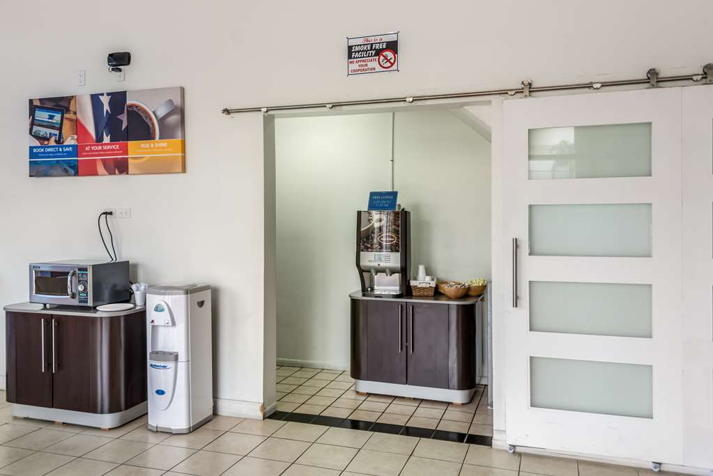 Motel 6 Gardena CA South - photo 21