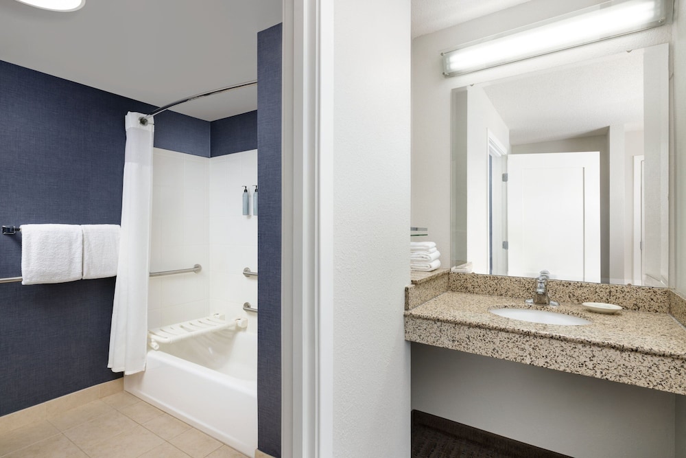 Residence Inn by Marriott Concord - photo 13