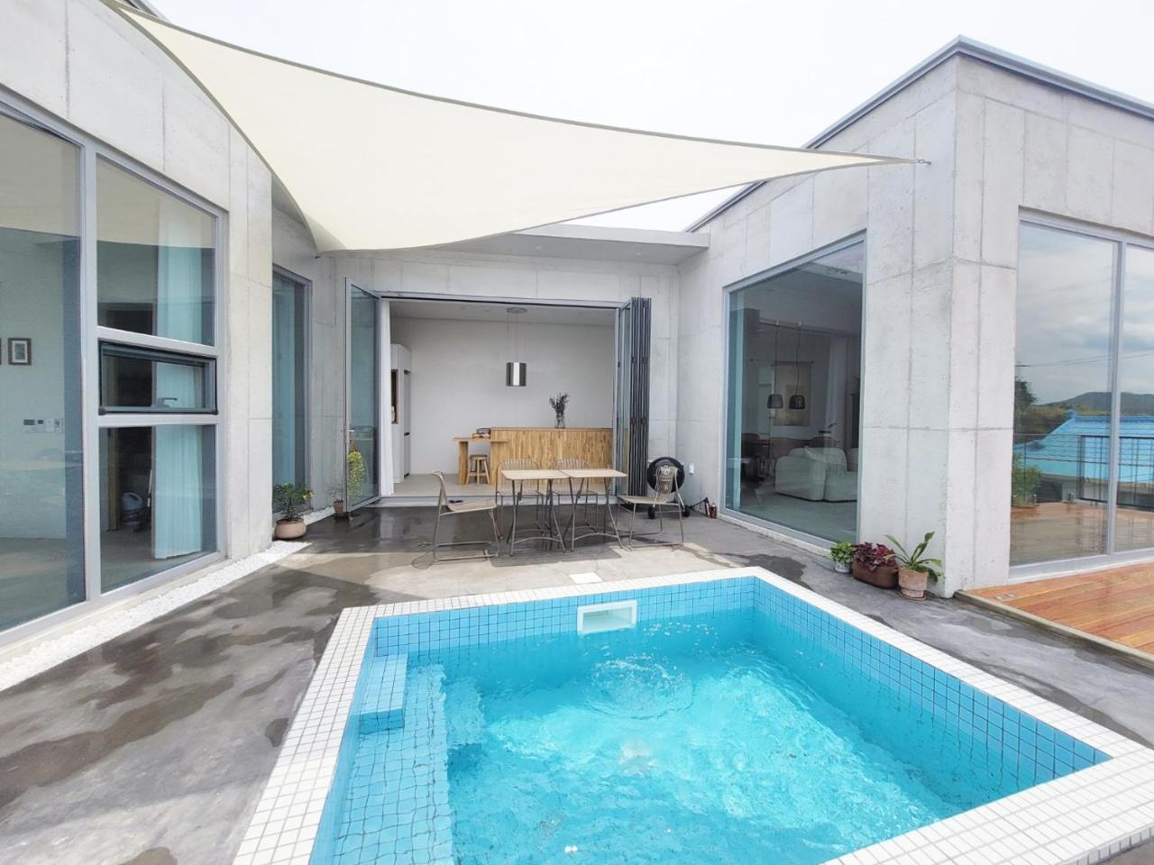 Pohang Poolvilla Dearmood in Pohang, South Korea