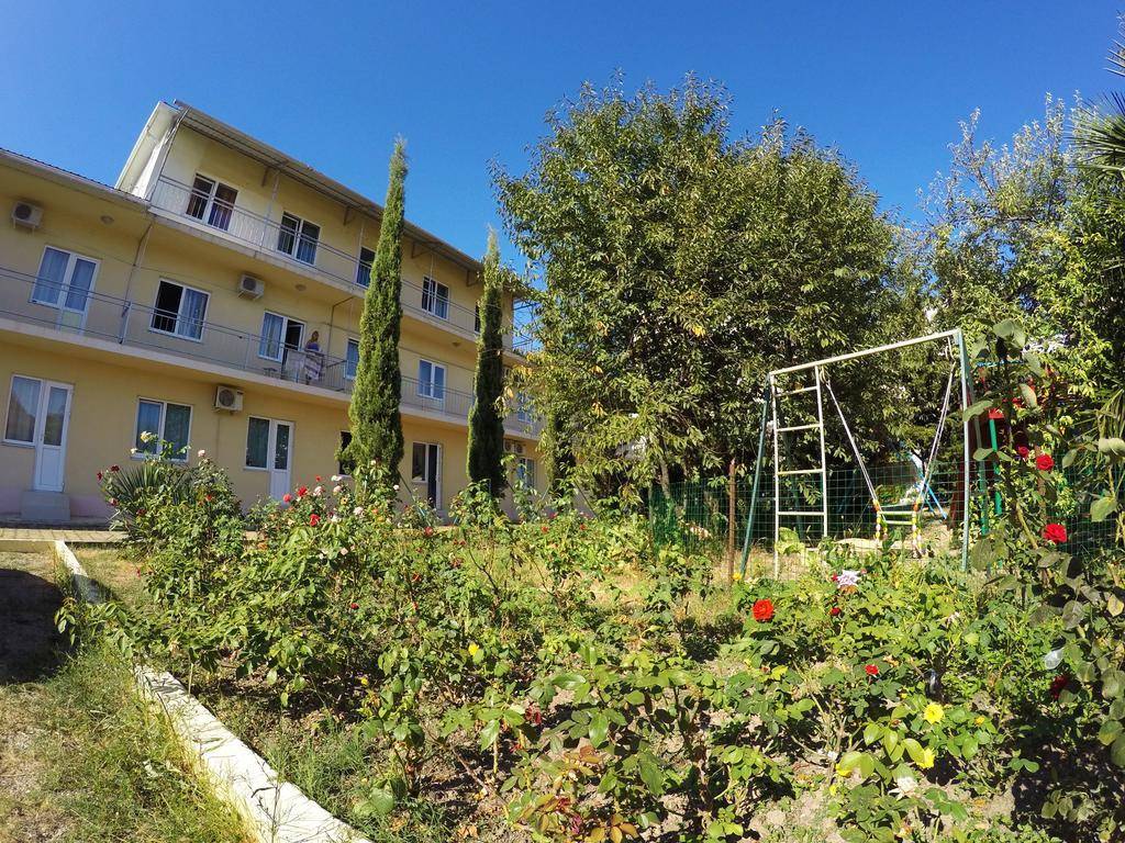 Hotel Izumrud - last minute hotel in Sochi