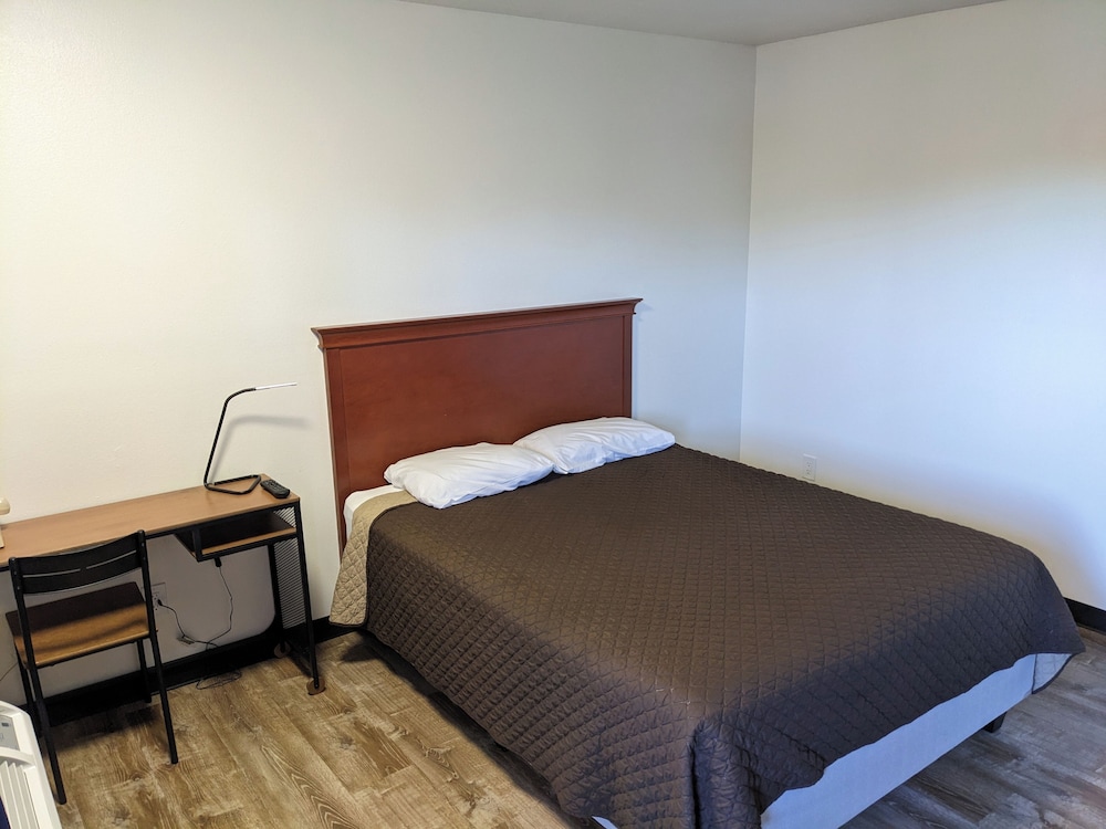 K&E Motor Inn - photo 6