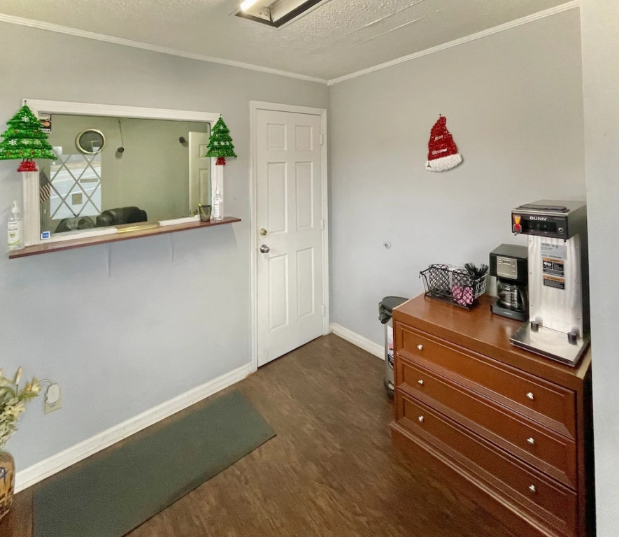 Overton Motel Livingston - photo 19