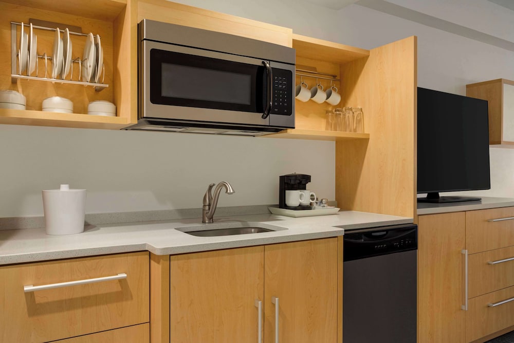 Home2 Suites by Hilton Austin North Near the Domain - photo 16