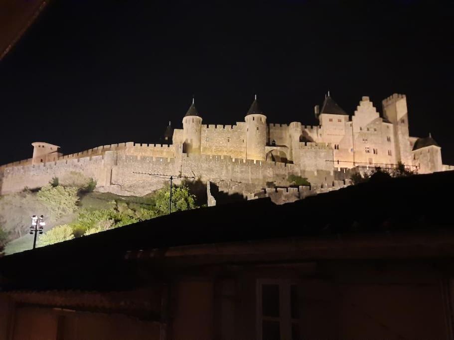 A 200 Metres du Chateau : Maison de Ville — 4-Star Luxury Hotel in Carcassonne, France
