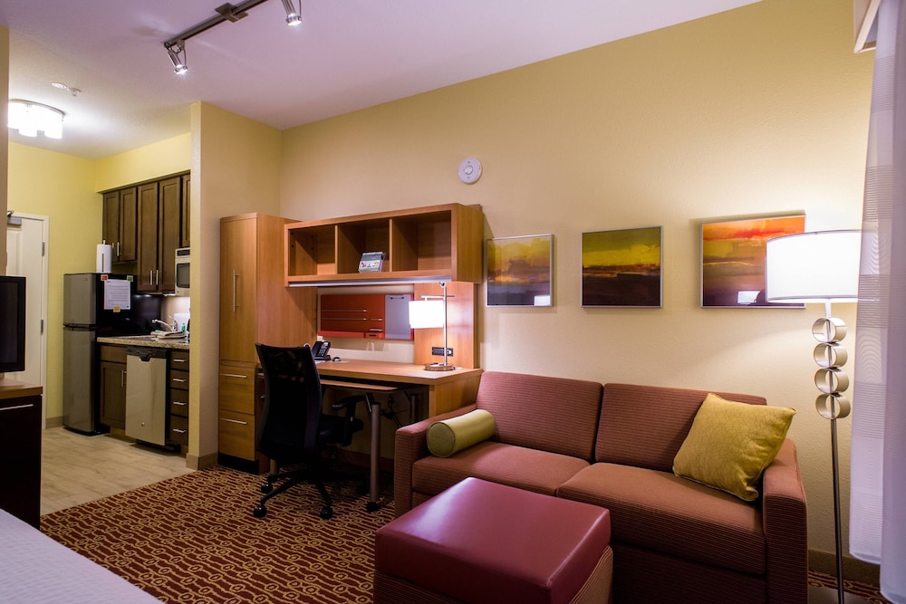 TownePlace Suites Roswell - photo 8