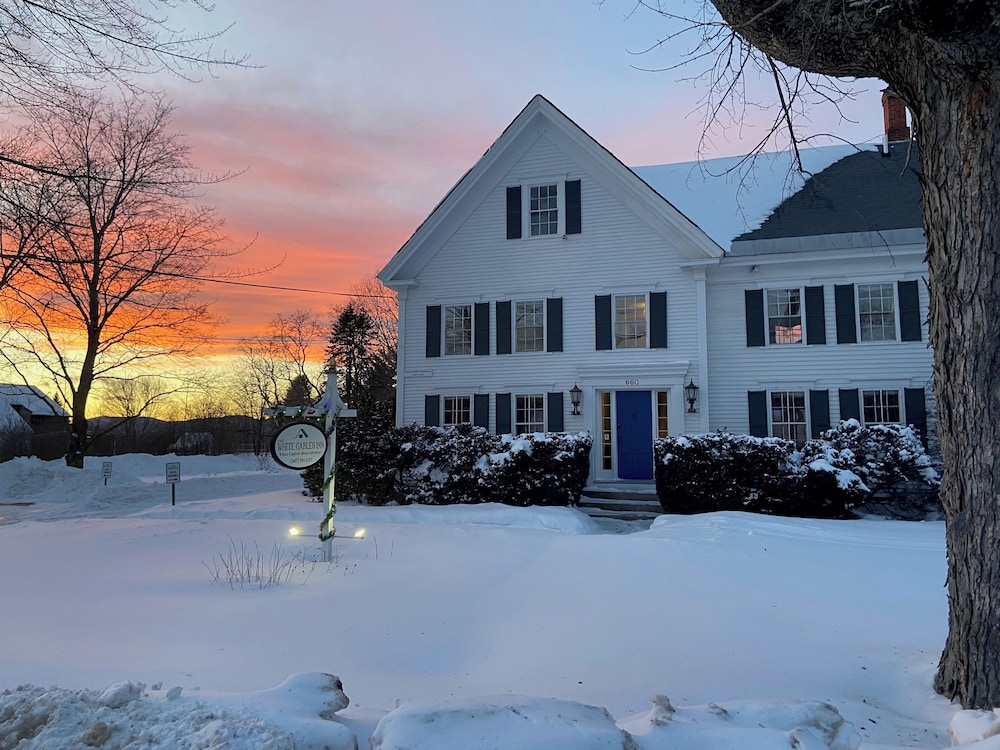 The White Gables Inn - photo 18