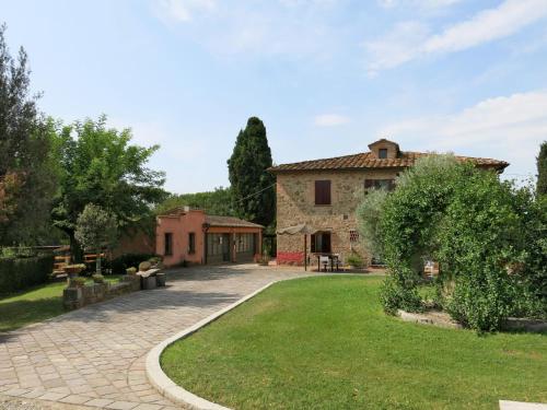 Apartment Le Palaie 'Mangiatoia' by Interhome — 4-Star Luxury Hotel in Peccioli, Italy