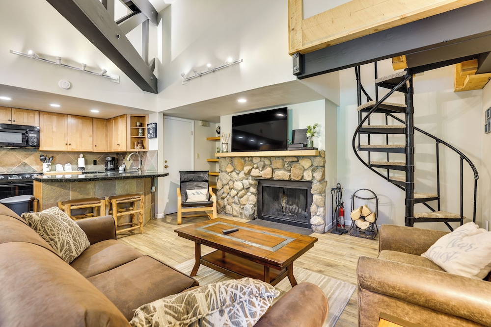 Keystone Condo on Shuttle Line 1 Mi to Resort - photo 4