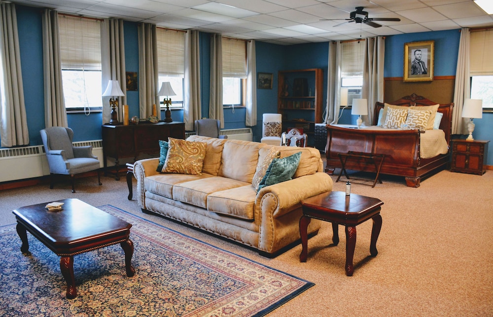 Sherman Inn - photo 5