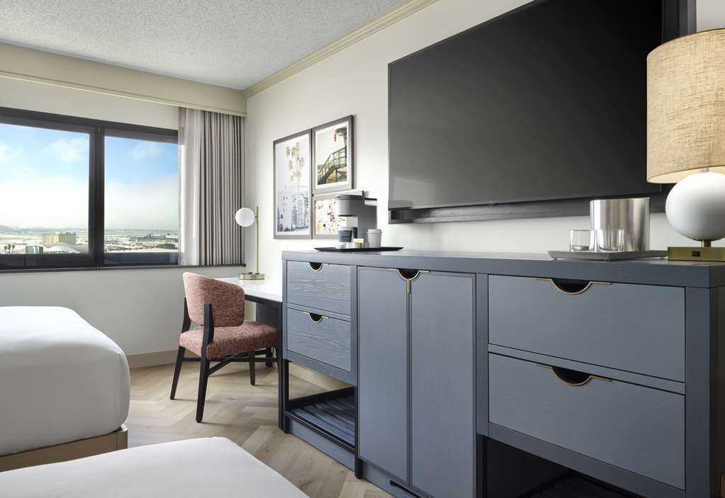 Sonesta Los Angeles Airport LAX - photo 21