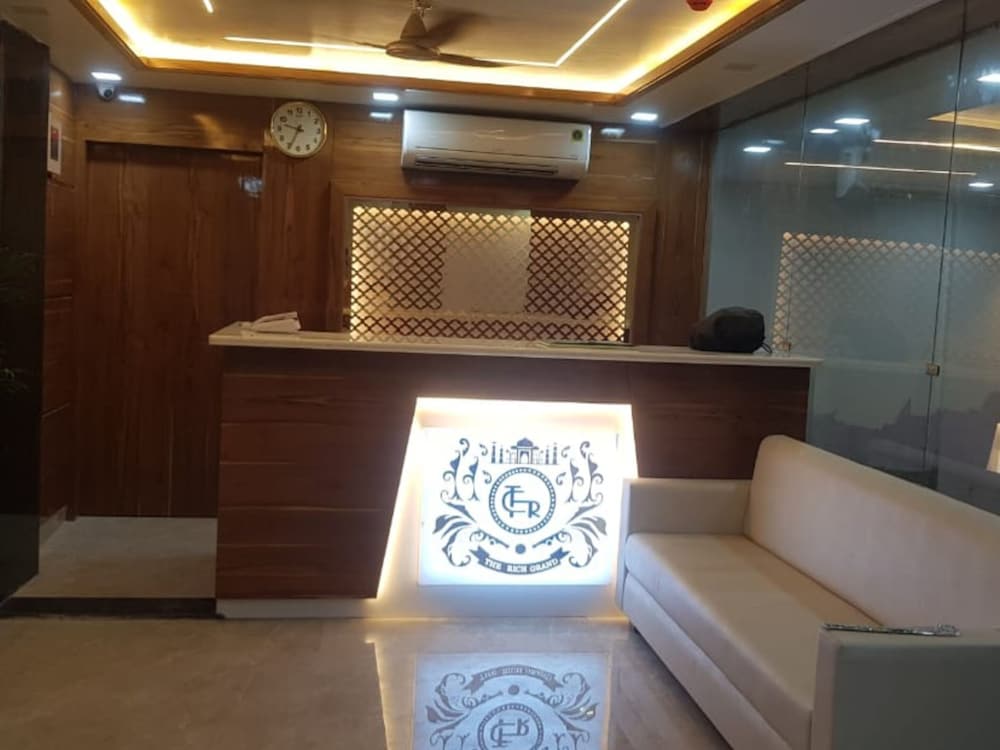 Hotel The Rich Grand — Agra — photo 5