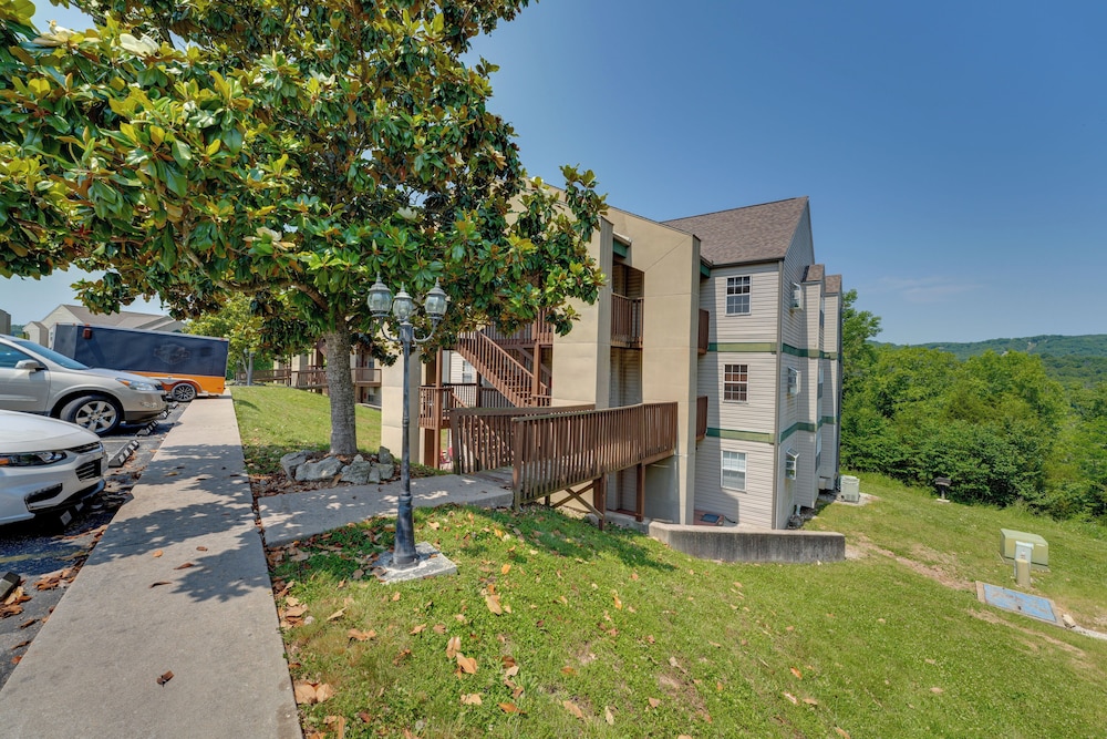 Branson Condo w Lake Access Resort Amenities - photo 12