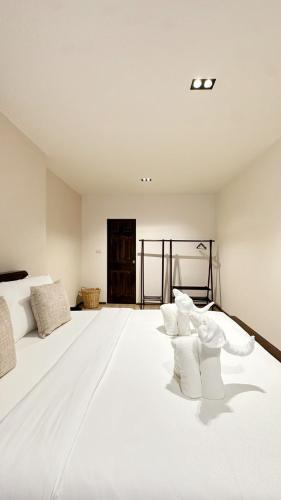 Asok house Sukhumvit27 Free BF