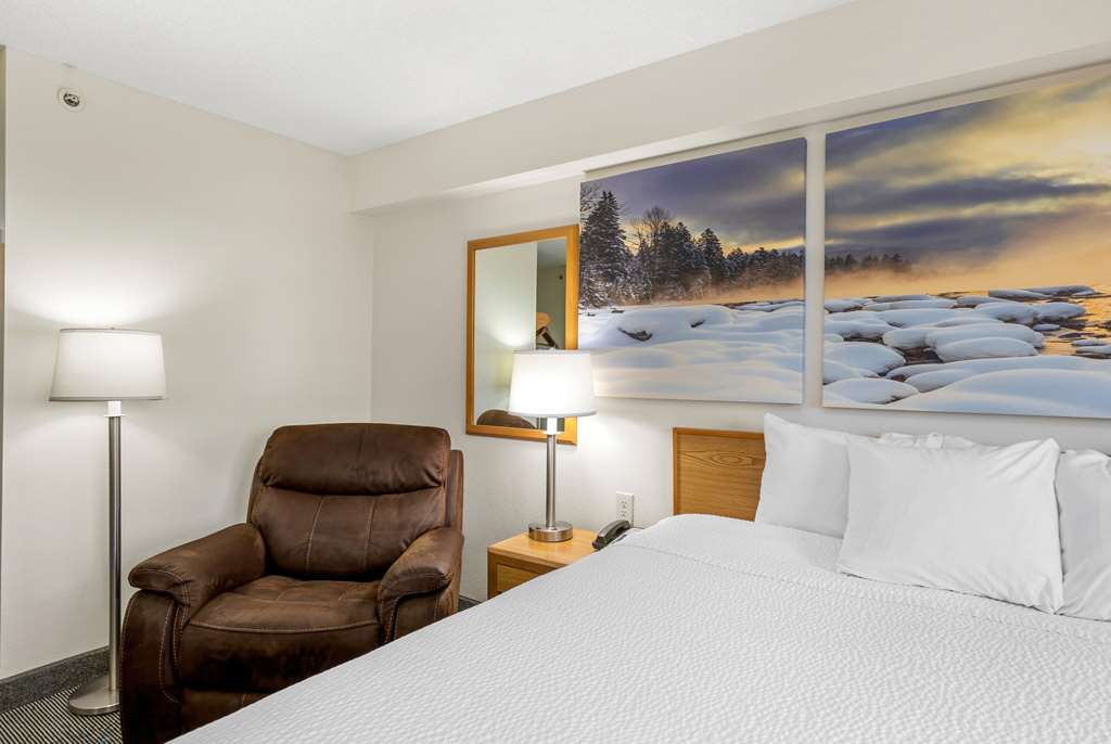 Days Inn by Wyndham Great Falls - photo 36
