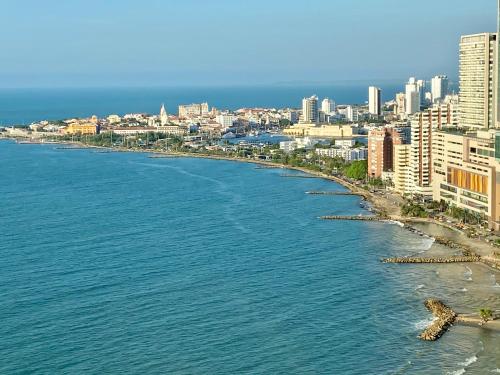 Bocagrande Palmetto Apartmentos Frente a La Playa — 4-Star Luxury Hotel in Cartagena, Colombia