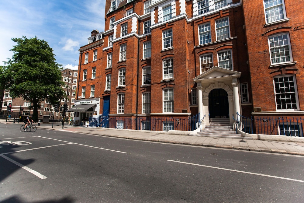 Bloomsbury Apartments by Allô Housing — 4-Star Luxury Hotel in London, United Kingdom