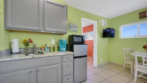 Beach House Hotel - photo 4