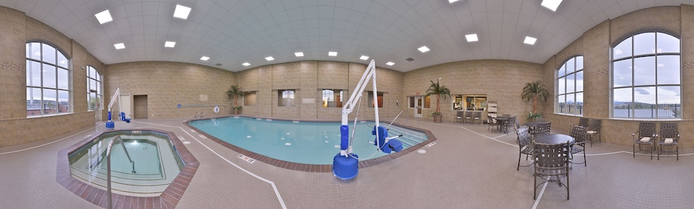 Hilton Garden Inn Bend - photo 64