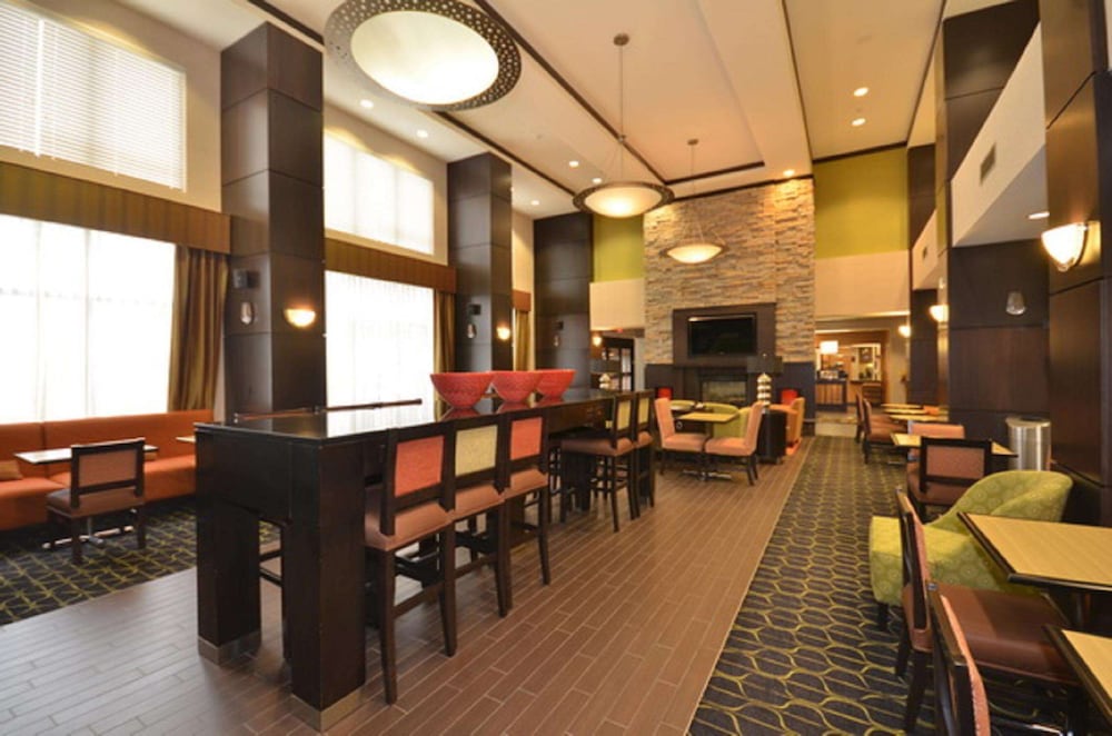 Hampton Inn & Suites Tulsa Catoosa - photo 11