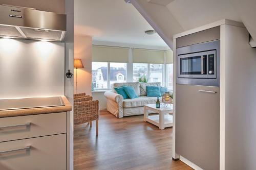 Apartments Four Seasons Voorstraat — 4-Star Luxury Hotel in Egmond Aan Zee, Netherlands